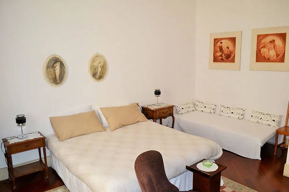 ***  ベルガモ Dany Sweethouse Bed & Breakfast イタリア